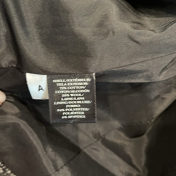 Chic Tweed Ann Taylor Jacket; Size 2 - Picture 8 of 10